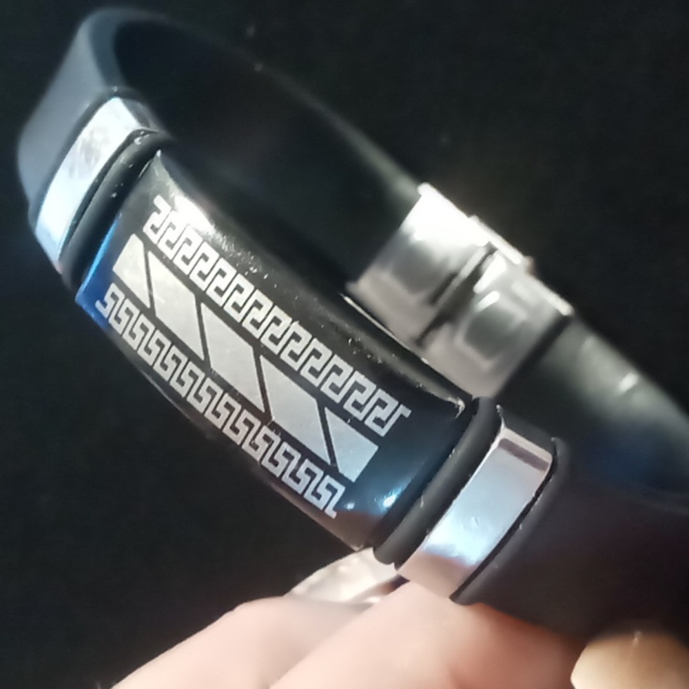 Men's soft silicone bracelet with stainless steel accents & a watch clasp